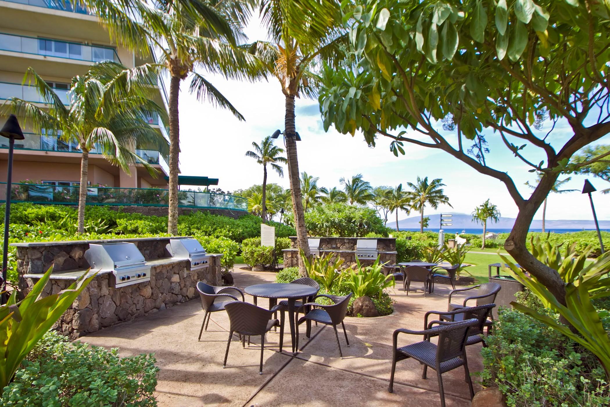 Outrigger Honua Kai Resort And Spa Lahaina Exterior photo