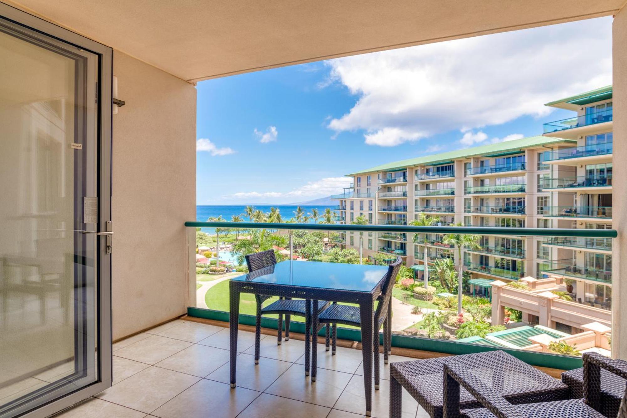 Outrigger Honua Kai Resort And Spa Lahaina Room photo